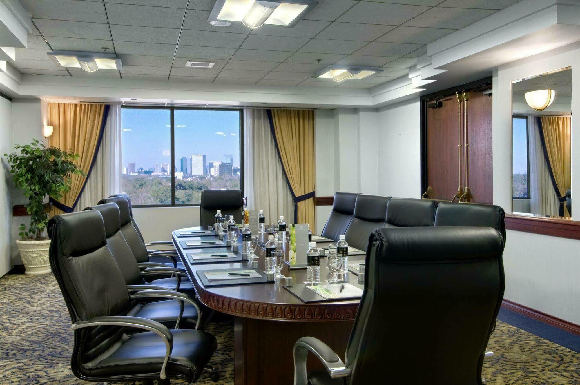 Hilton Houston Plaza/Medical Center Hotel Tiện nghi bức ảnh