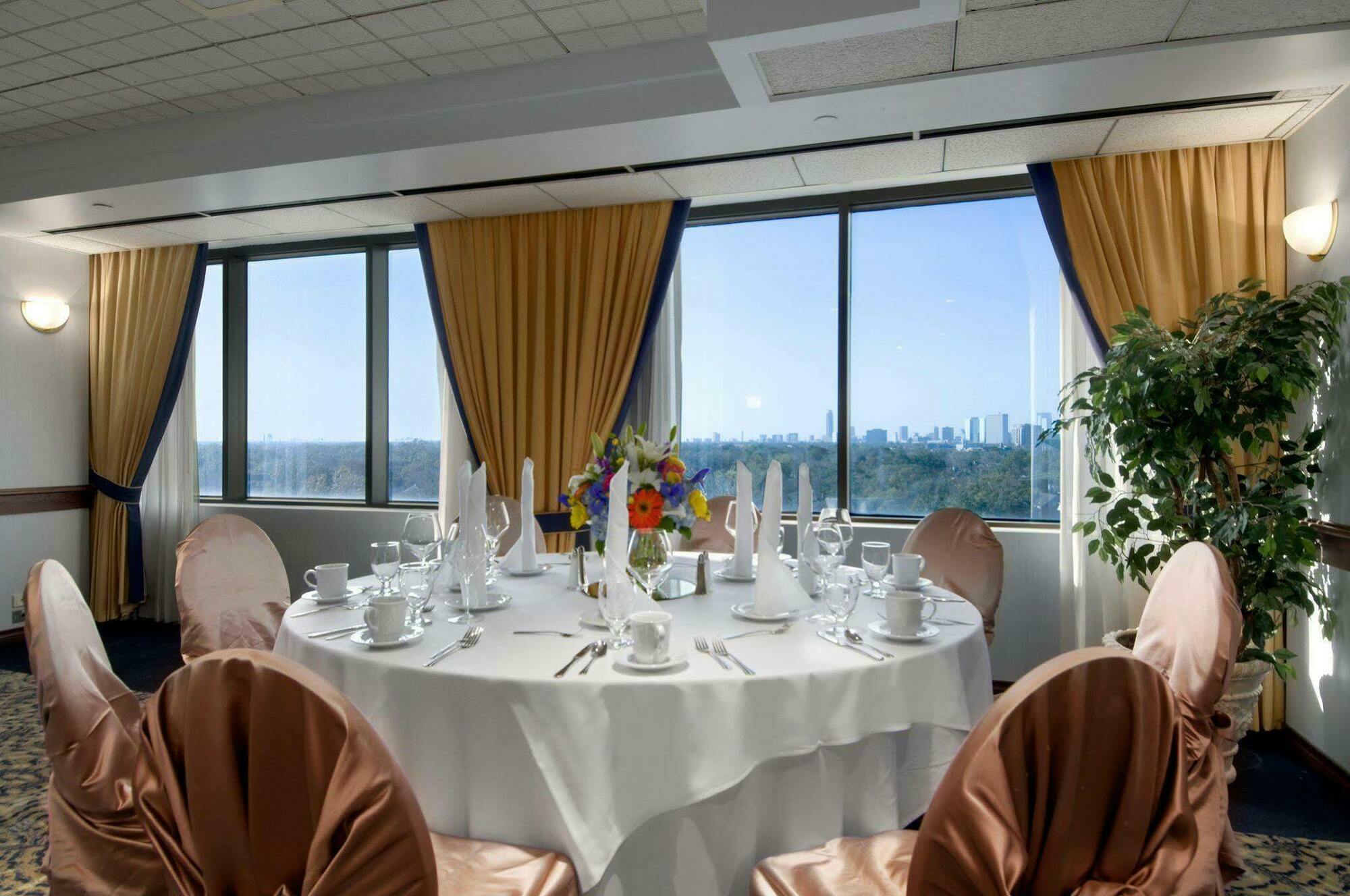 Hilton Houston Plaza/Medical Center Hotel Nhà hàng bức ảnh